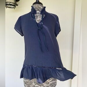 RO&DE navy short sleeve blouse. Size medium.
